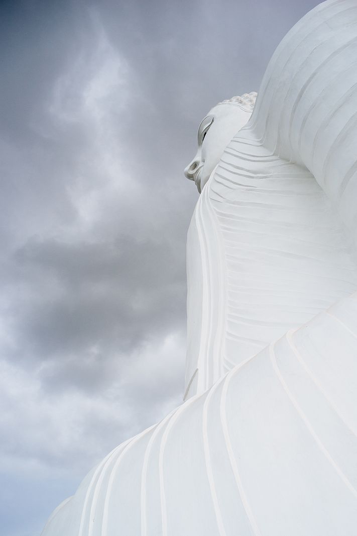 Bahirawa Kanda Buddha statue, Kandy, Sri Lanka